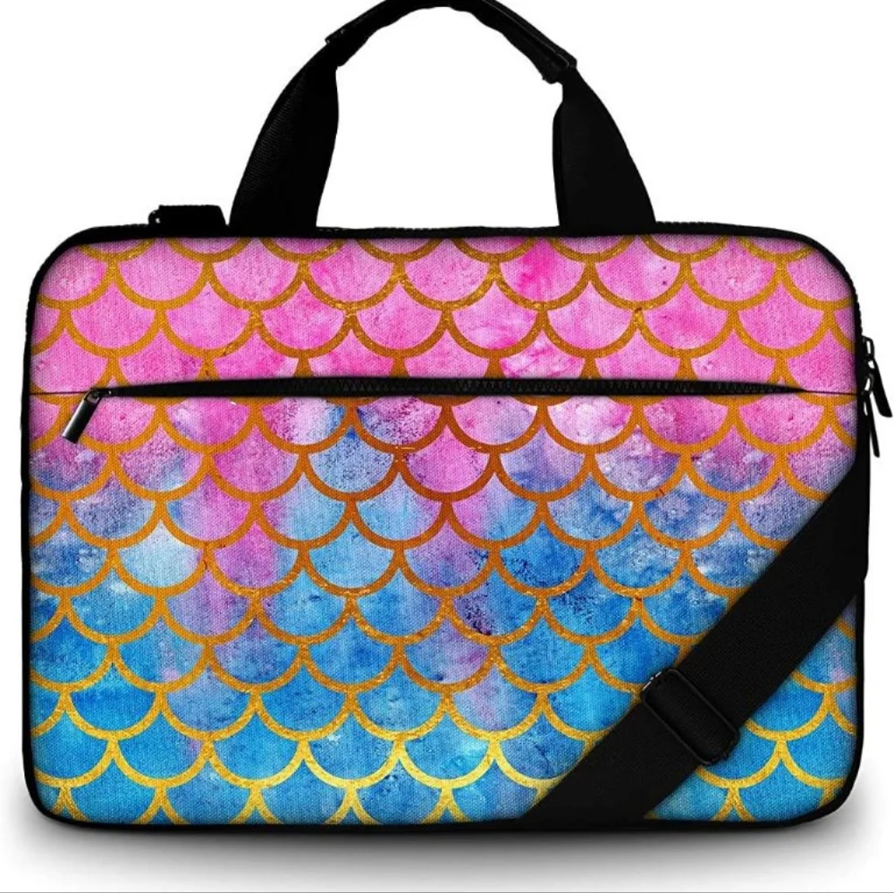 🆑️3/$15 NWOT Mermaid Pattern Pink Blue Gradient Gold Outline Laptop Carrier Bag